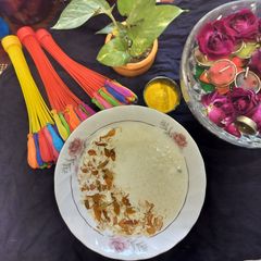 A picture of Rice kheer.