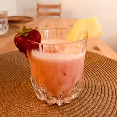 A picture of Strawberry colada.