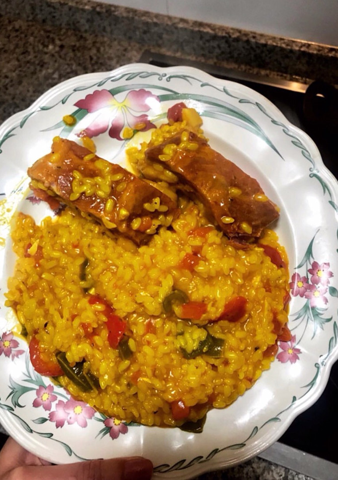 Una foto de Arroz con costilla adobada