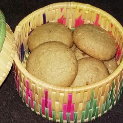 A picture of Pearl millet cookies/bajra cookies.