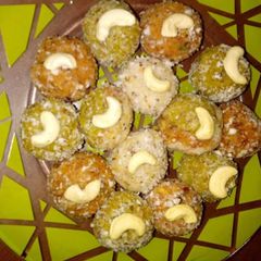 A picture of Tricolor gulkand ladoo.