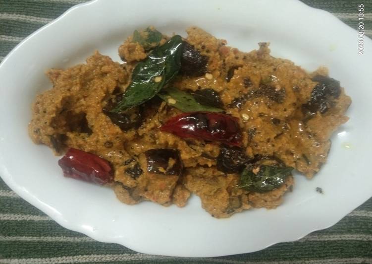 Get Breakfast of Brinjal Masala Curry