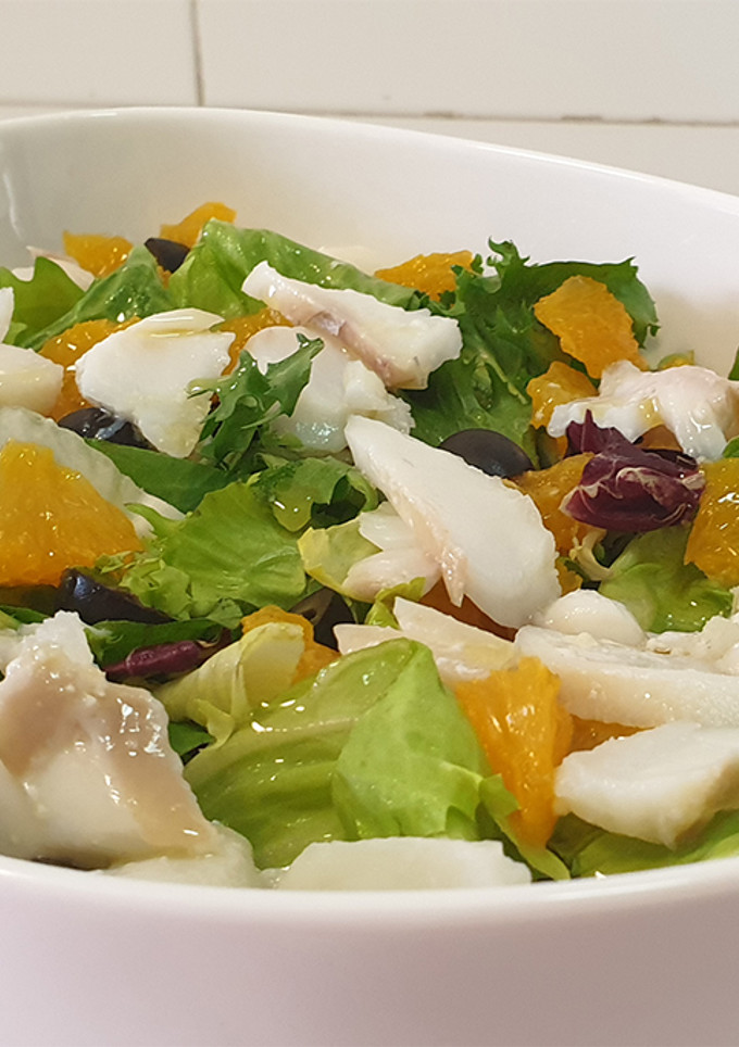 Una foto de Ensalada de bacalao y naranja