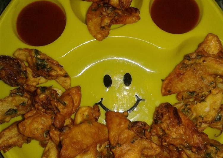 Easiest Way to Make Homemade Aloo pyaz ke pakode