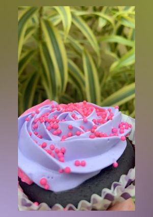 A picture of Chocolate Cupcake! 🧁.