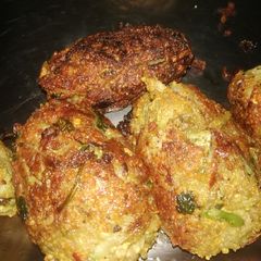 A picture of Lauki ke kabab.