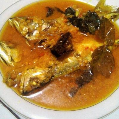 Resep Ikan Kembung Asam Pedas Oleh Vhe Lhin Cookpad