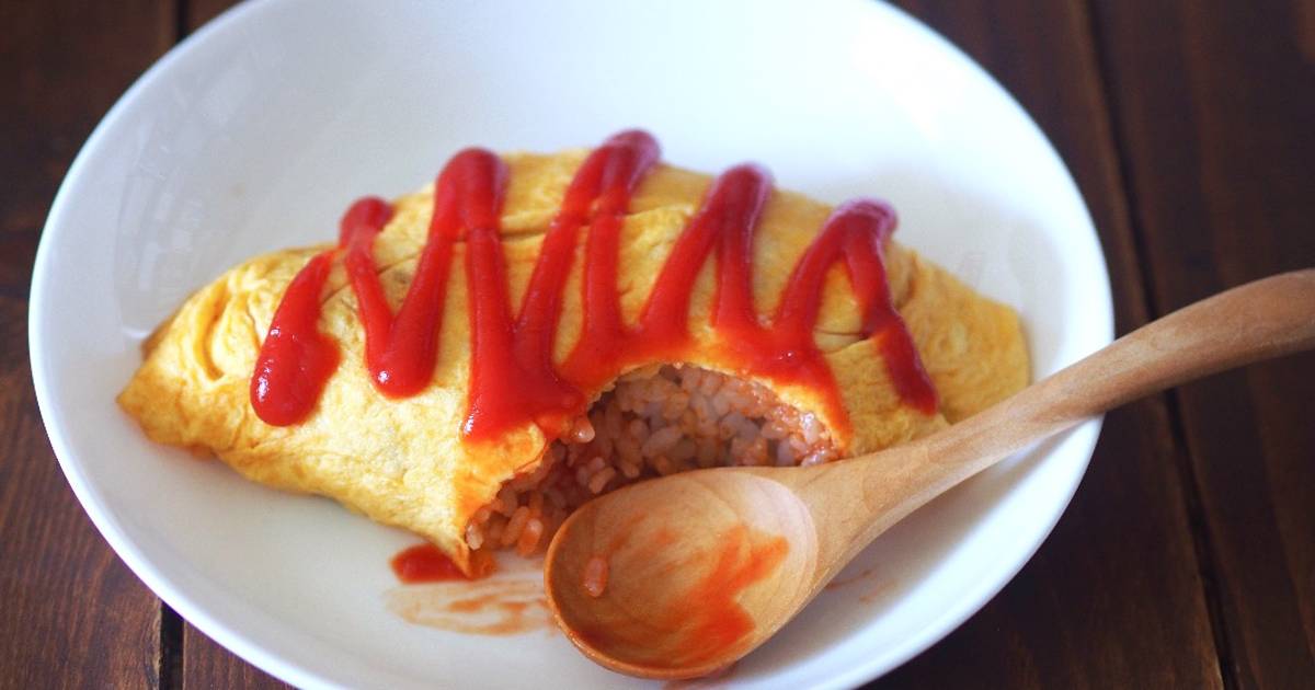 Omurice! Japanese Omlet Rice Recipe by Yuki - Cookpad