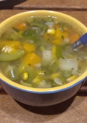 Una foto de Sopa de verduras casera !