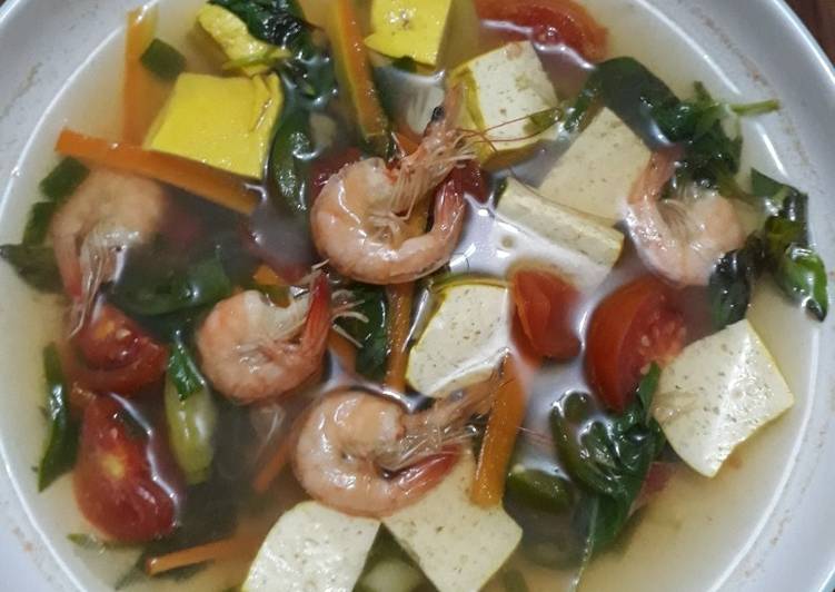 Sop udang tahu
