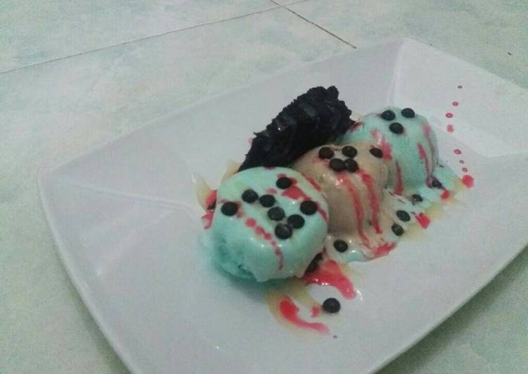 makanan Es krim yang Lezat