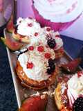 Feuilletés aux pommes caramélisées et chantilly