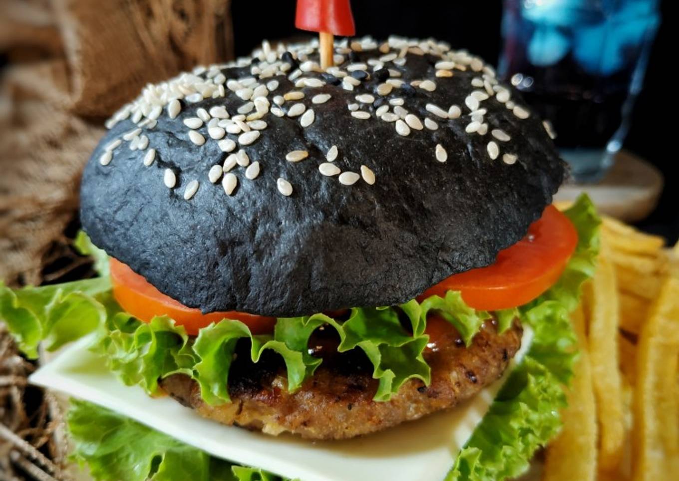 Black Burger Bun