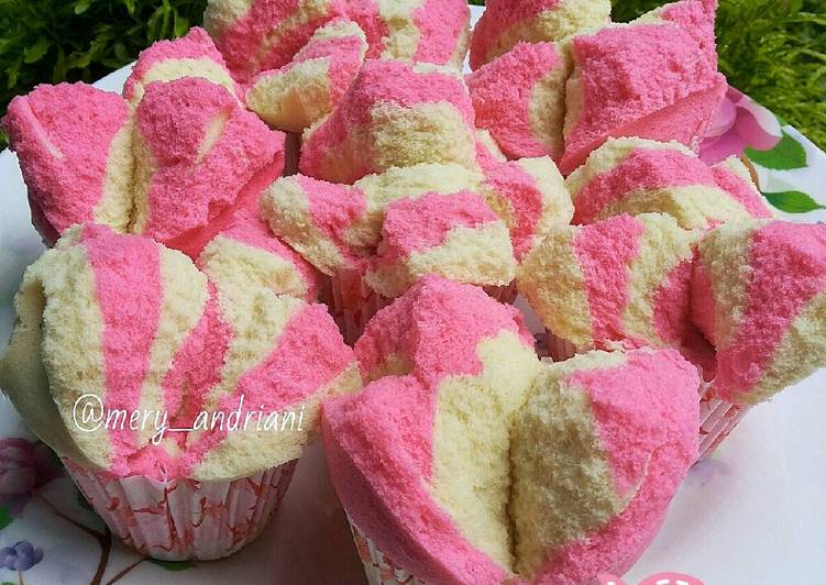 Resep Bolu Kukus Mekar Lembut oleh Dapoer_Mery - Cookpad