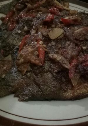 Foto resep Bawal goreng bumbu sambal