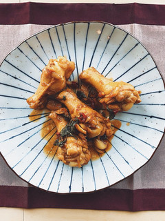 Foto di Pollo alla salsa di soia con basilico
