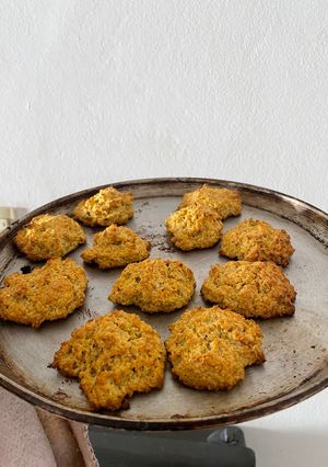 Una foto de Cookies de naranja y avena