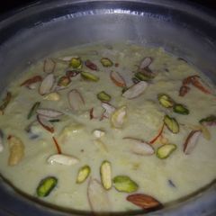 A picture of Zafrani Rabdi.