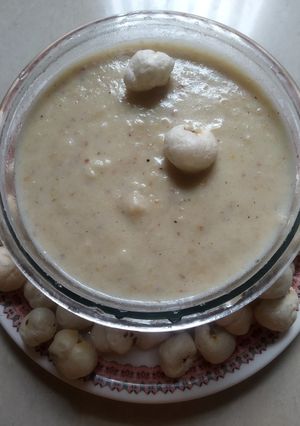 मखाना खीर (Makhana kheer recipe in marathi) रेसिपी चे मुख्य फोटो