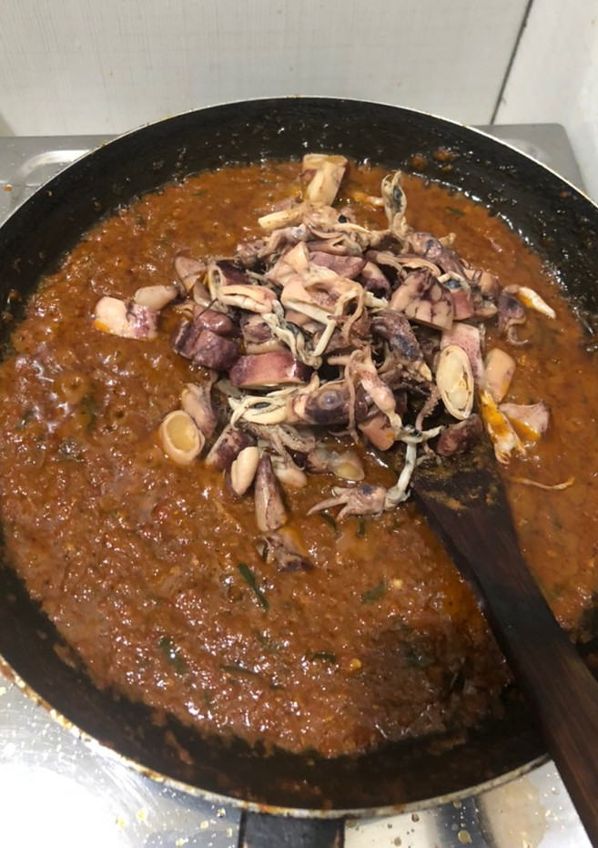 Foto resep Sambal cumi asin by @irre_desirre