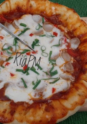 Foto resep Pizza teflon topping bawang dan sosis