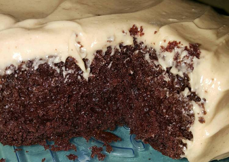 How to Make Any-night-of-the-week Perfect Peanut Butter Frosting