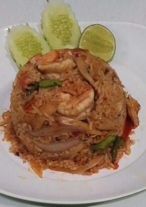 รูปของ ข้าวผัดน้ำพริกเผากุ้งสด