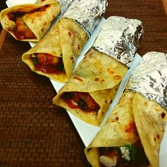 A picture of Veg Frankie Roll.