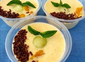 Foto principal de Helado de melón y melocotón en tarrinas