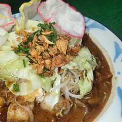 Kupat Tahu Magelang রেসিপির প্রধান ছবি