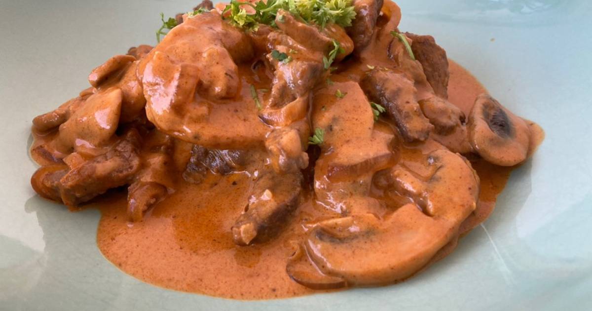 Ternera Strogonoff o Stroganoff (бефстроганов) Receta de ⓙⓤⓐⓝⓕⓡⓐ- Cookpad