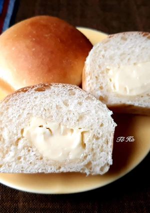 Hình của món BÁNH MÌ mini nhân phô mai.
