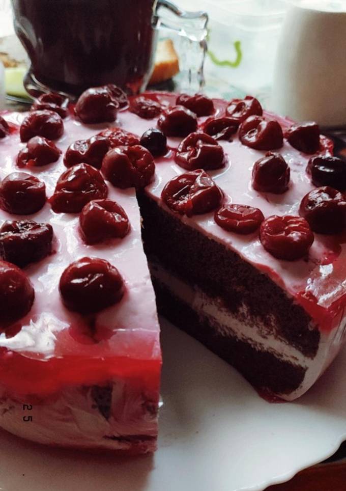 Бісквітний торт у мультиварці з сирно-вишневою начинкою🍰