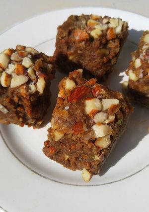 સાલમ પાક (Salam Paak Recipe In Gujarati) રેસીપી મુખ્ય ફોટો
