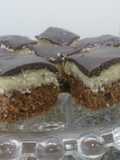 Torta en capas de chocolate y coco