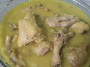 Gambar opor ayam bumbu kuning kencur