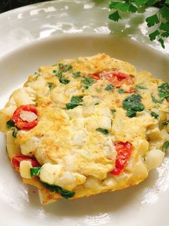 菠菜蕃茄馬鈴薯厚煎蛋 的食譜成品照片