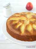Torta allo yogurt e pesche