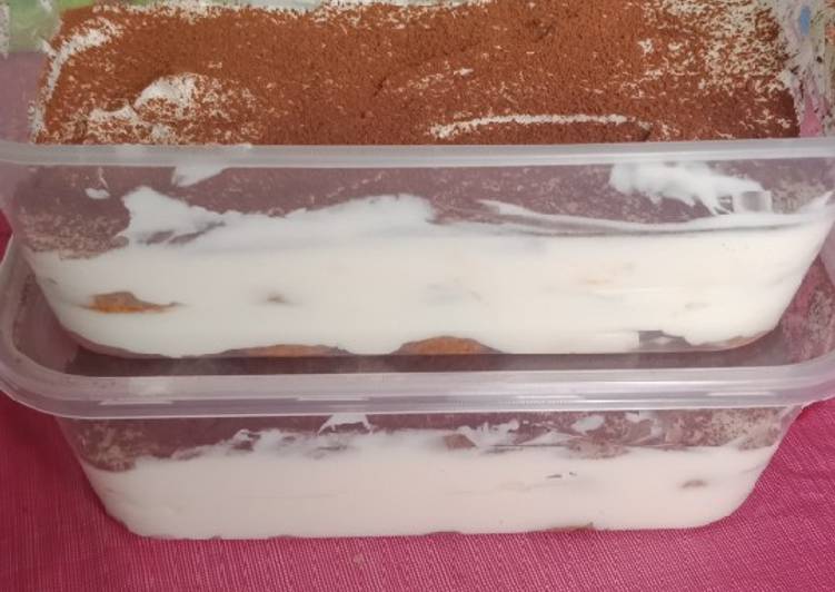 Tiramisu cake box