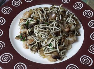 Foto principal de Champiñones con gambas y angulas