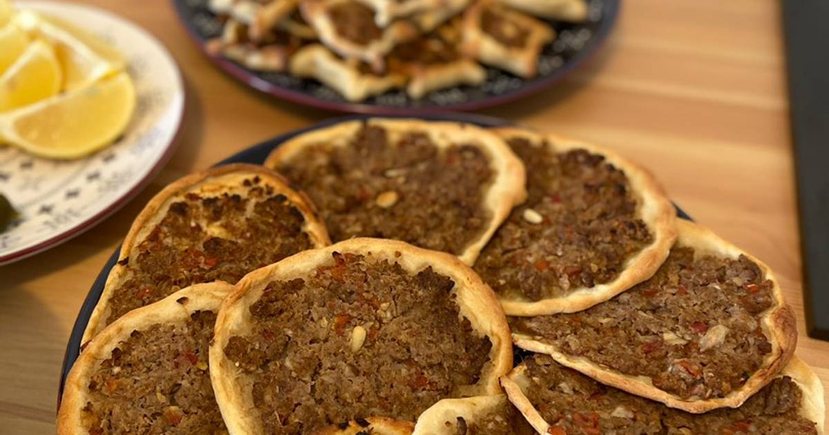 Lebanese Homemade Meat Pies/ Lahm Bi Ajeen Or Sfiha Recipe By Linda L ...