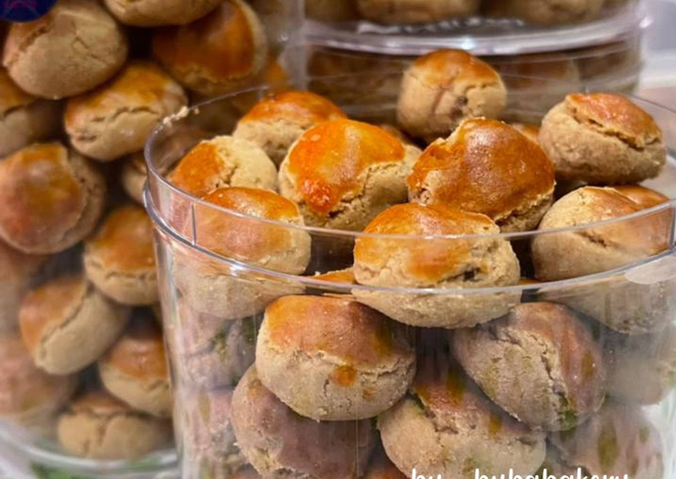 Kue Kacang Mente