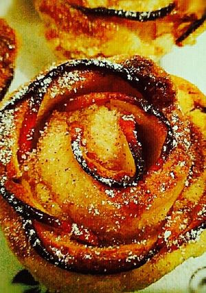 A picture of Apple Cinnamon pastry.