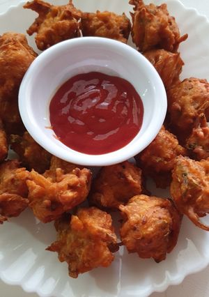 A picture of Noodles pakora.