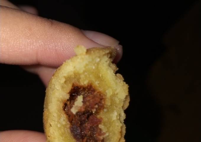 Wajib coba! Resep praktis bikin Pastel Abon Mini Lembut Renyah #TiketMasukGoldenApron3  enak