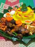Tumpeng nasi kuning ketan Betawi buat khitanan Alaa Mama Anna