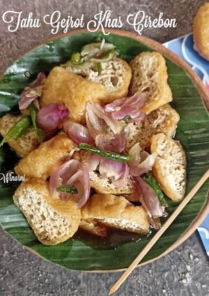 Foto resep Tahu gejrot khas cirebon