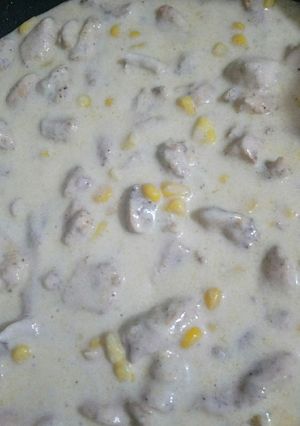 Tejfölös, kukoricás csirkemell recept fotója