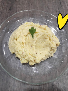 Una foto de Puré cremoso de coliflor♡