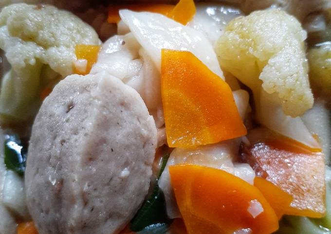 Resep Sop Ayam Bakso Ceker Anti Gagal